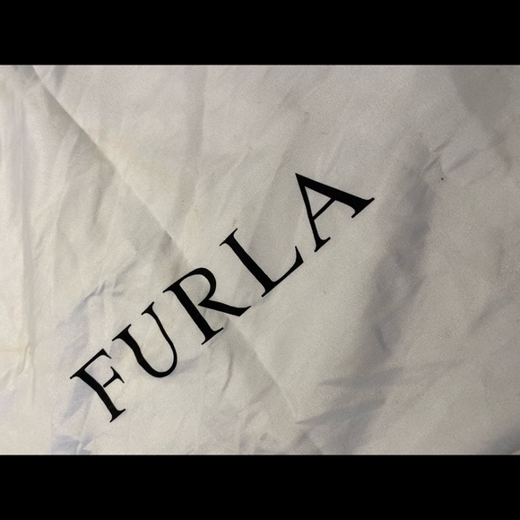 FURLA SHOULDER BAG CROSS BODY BAG WITH HANDLES AND SIDE STRAP + DUST BAG + VALET - Picture 15 of 16